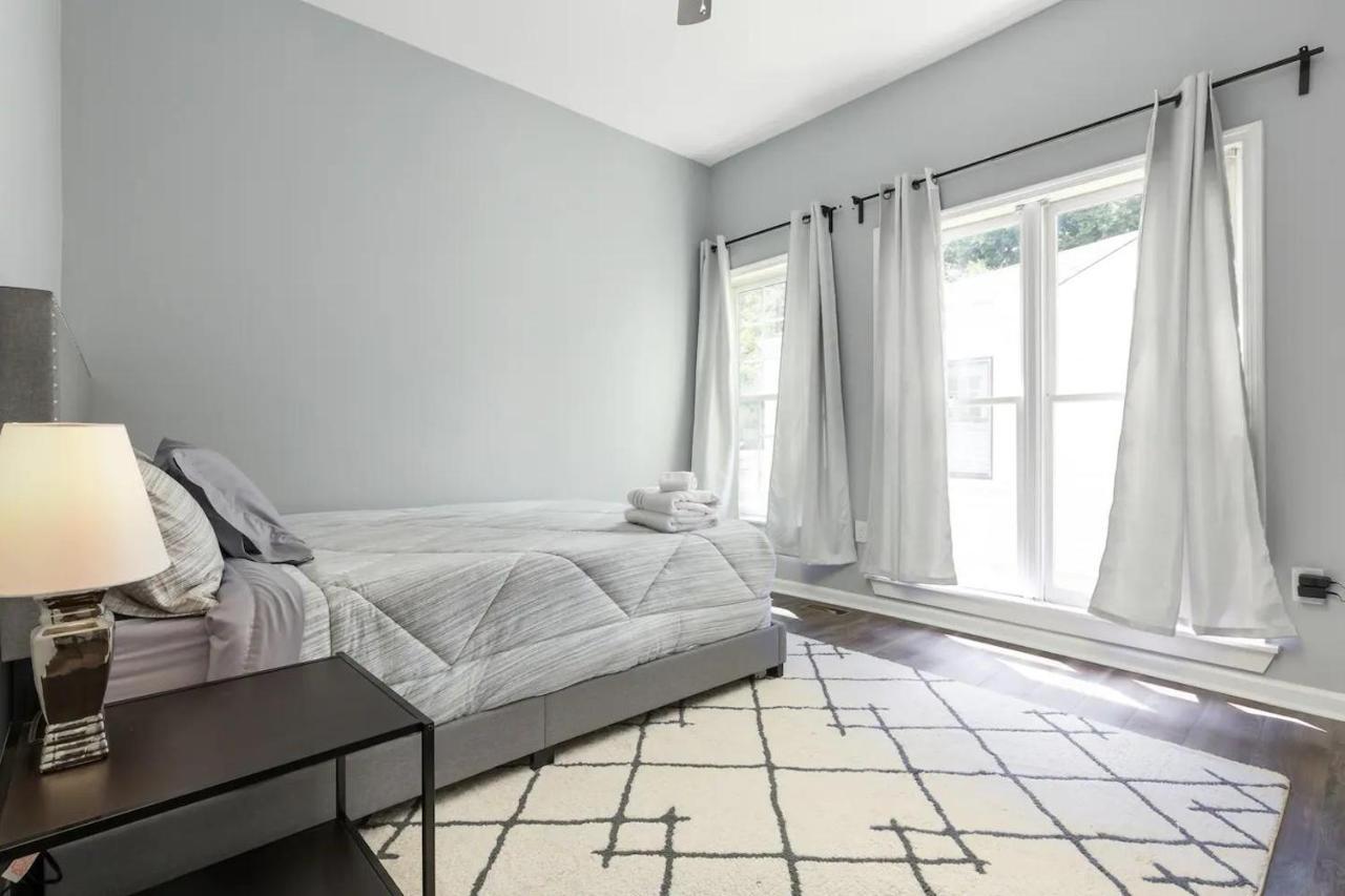 Recently Renovated Chic Durham Farmhouse Zewnętrze zdjęcie